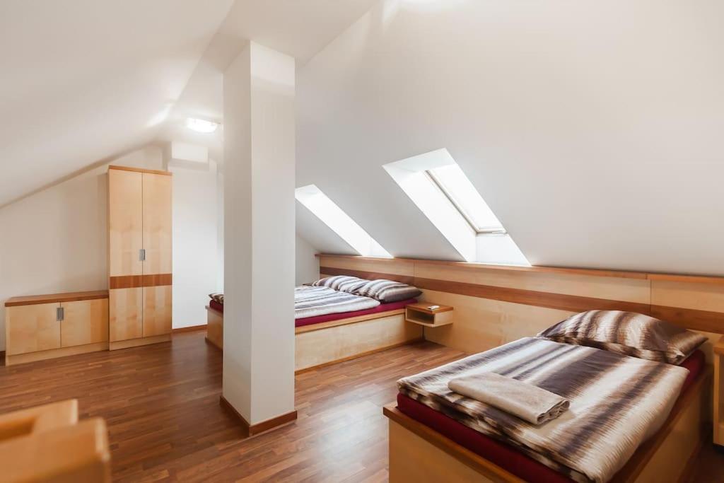 Dream City Prague Ngoại thất bức ảnh