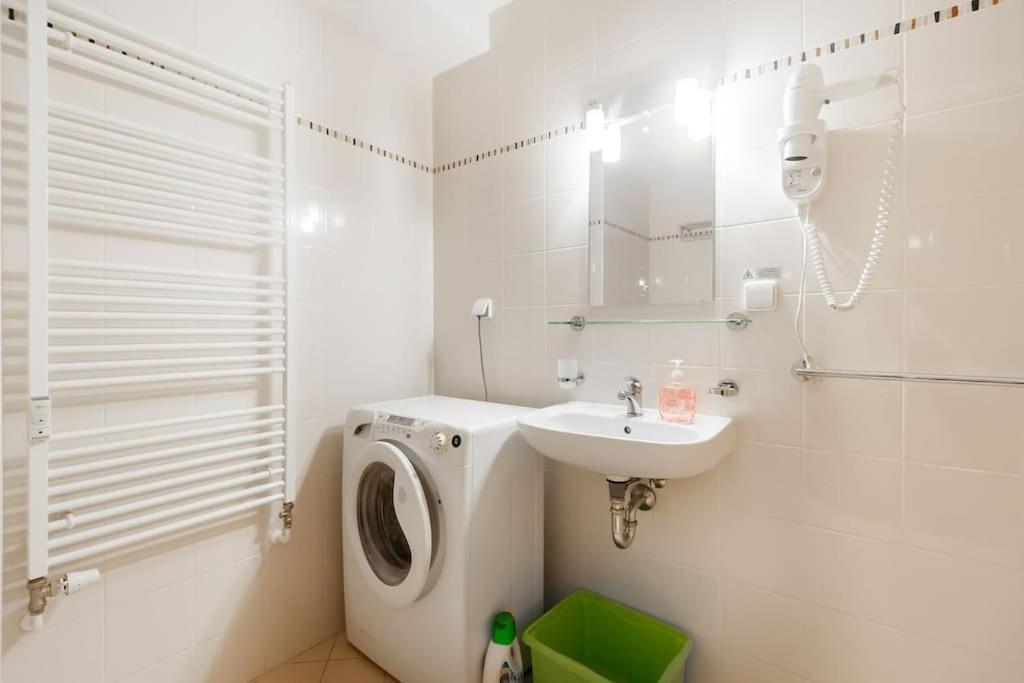Dream City Prague Ngoại thất bức ảnh